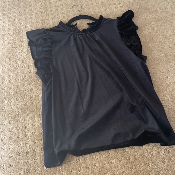 Gap velvet sleeveless ruffle top in black - Picture 4 of 5